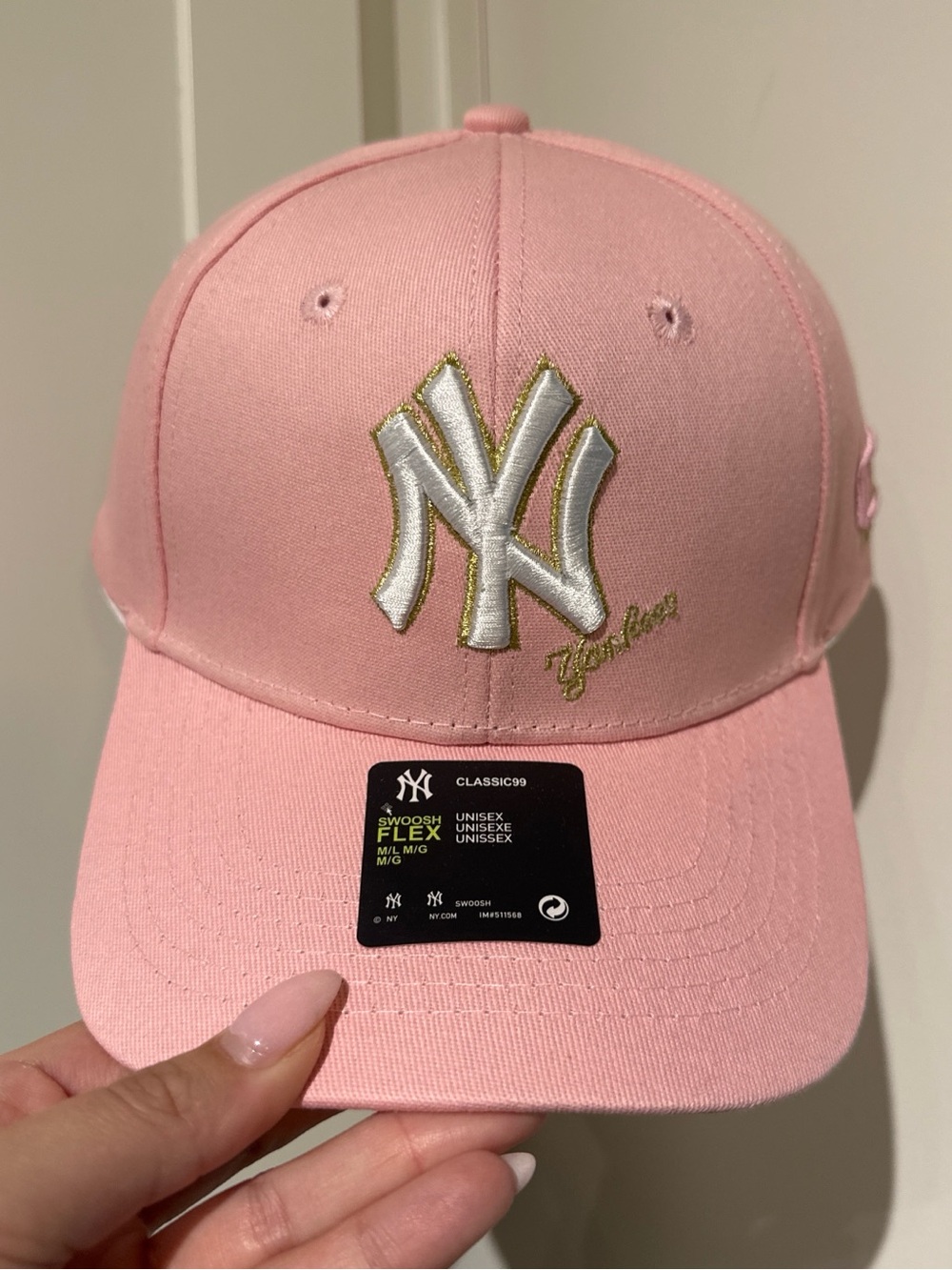 MLB Pink New York Yankees Cap with Gold and White Logo